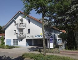 Astra Hotel Garni Dış Mekan