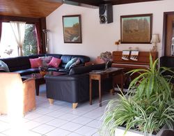 Atmospheric Holiday Home in Durbuy With Sauna Oda Düzeni