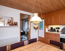 Attractive Holiday Home in Tranekær With Roofed Terrace İç Mekan