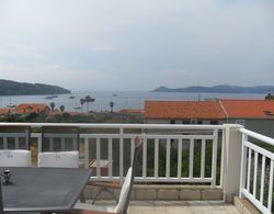 Attractive Apartment in Dubrovni With Balcony Dış Mekan