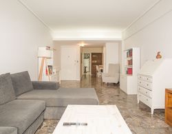 Austria apartment by Be Local Argentina Oda Düzeni