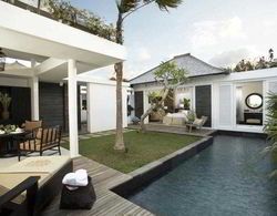 Avani Seminyak Bali Resort Havuz