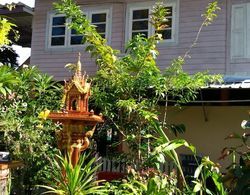 Ayutthaya Antique Homestay Dış Mekan