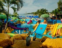 Azul Ixtapa Beach Resort & Convention Center Havuz