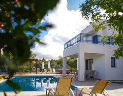 Azzurro Holiday Villas Peyia Oda