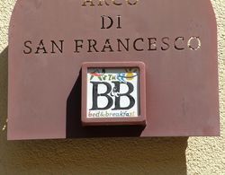 B&B Arco Di San Francesco Dış Mekan