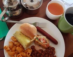 B10 Airport Lodge Kahvaltı
