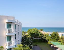 Baan Poolom Beachfront Condominium Dış Mekan