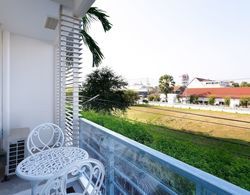 Baan Sandao Beachfront Condominium Oda Düzeni