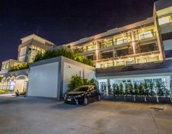 Baba House Phuket Hotel and Apartments Genel
