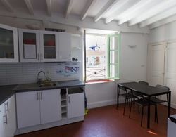 Backpackers House Antibes Genel