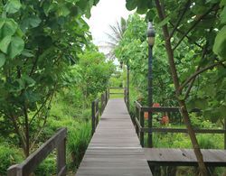 Bajo Komodo Eco Lodge Dış Mekan