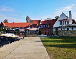 Balatonfoi Yacht Club Balatonkenese Dış Mekan