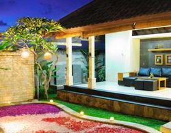 Bali Nyuh Gading Villas Oda
