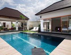 Bali Swiss Villa Havuz