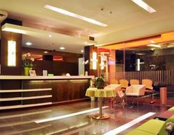 Bamboo Inn Hotel & Cafe Genel