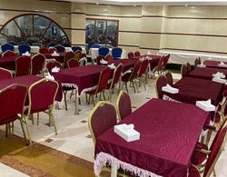 Baraket Al Saada Hotel Yerinde Yemek