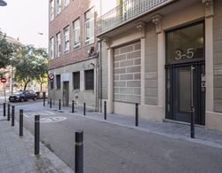Barcelona Sants Station Apartments Dış Mekan