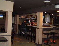 Barclay Hotel Vancouver Bar