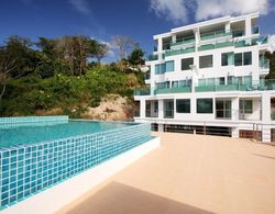 Baycliff - Seaview 2 Bedroom apt With Jacuzzi Pool and Kitchen in Patong Dış Mekan