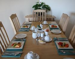 Baywatch Villa Guest House and Self Catering Accommodation Kahvaltı