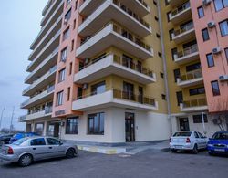 Beach Vibe Apartments  Summerland Mamaia Dış Mekan