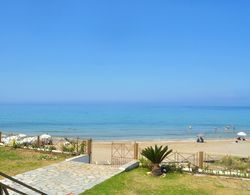 Beachfront Loft Apartment - Agios Gordios, Corfu Dış Mekan