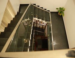 Beautiful 2-bed Apartment in Ernakulam İç Mekan
