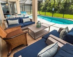 Beautiful 5 Bedroom 5 Bath Pool Home In Windsor Hills Resort Oda Düzeni