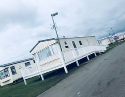 Beautiful Cosy 2-bed Caravan in Clacton-on-sea Öne Çıkan Resim