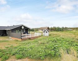 Beautiful Holiday Home in Ringkøbing With Barbecue Dış Mekan