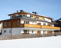 Beautiful Apartment in Kaprun Near Ski Lift Dış Mekan