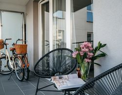 Beautiful Apartment Nearby Green Parks in Center Bikes and Parking Included Oda