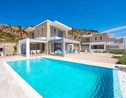 Beautiful new Luxury Villa Near the Coast, Nice Pool, Beautiful sea View, Rhodes Dış Mekan