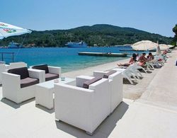 Beautiful new Apartment Near the Beach - Vela Luka -korcula Island Dış Mekan