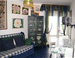 Beautiful one Bedroom Apartment Facing the sea by Beahost Rentals İç Mekan