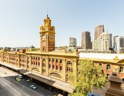 BELLE, 2BDR Melbourne Apartment Oda Manzaraları