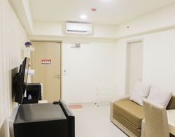 Best And Homey 2Br With Sofa Bed At Meikarta Apartment Oda Düzeni