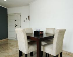 Best Location 2BR at Beverly Tower Apartment TB. Simatupang İç Mekan