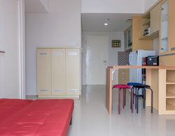 Best Price 2BR Apartment at Breeze Bintaro Plaza Residences Oda Düzeni