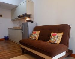 Best Price 2Br Strategic At Puri Mas Apartment İç Mekan