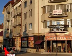 Best two room Apartments on Belayeva 5 Dış Mekan