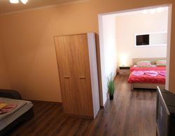 Best two room Apartments on Belayeva 5 İç Mekan