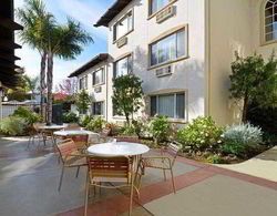 Best Western Plus Capitola By-The-Sea Inn & Suites Genel