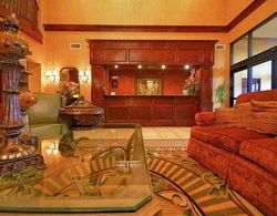 Best Western Plus Crown Colony Inn & Suites Genel