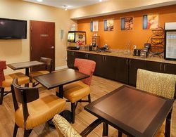 Best Western Plus Mainland Inn & Suites Genel