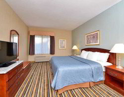 Best Western Plus New England Inn & Suites Genel