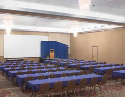 Best Western Plus Ramkota Hotel Conference Center Genel