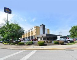 BEST WESTERN PLUS West I-64 Genel