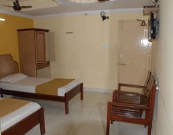 Hotel Bhavani Lodge İç Mekan